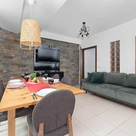 Przestronne Apartamenty W Zakopanem Z Trzema Sypialniami I Parkingiem By Noclegi Renters Exterior foto